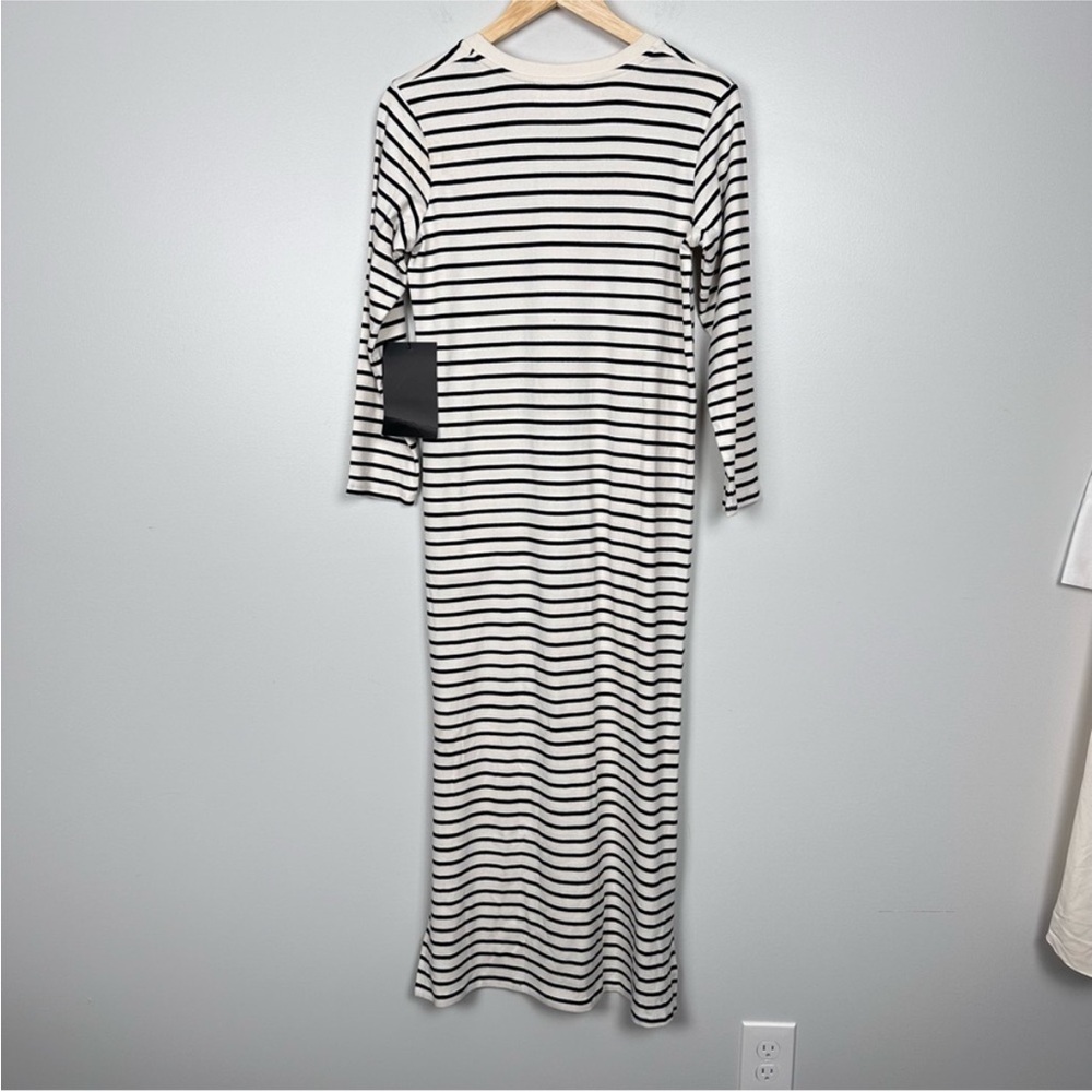 POMANDER PLACE Navy Stripe Gio Maxi Dress - Picture 10 of 12